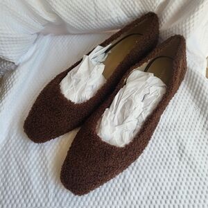 Ann Taylor Sherpa Brown Textured Flats NWOT Sz 10